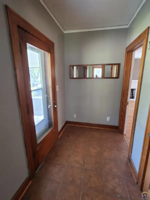 909 State ST, Emporia, KS 66801