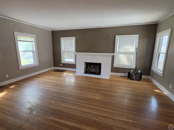 909 State ST, Emporia, KS 66801
