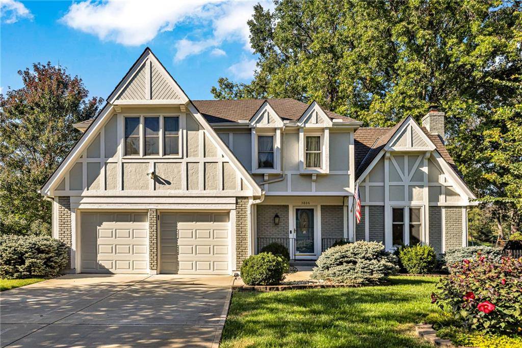 3806 Beechwood DR, Lee's Summit, MO 64064