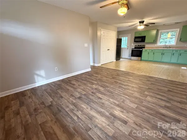 409 Skyline DR, Salisbury, NC 28146