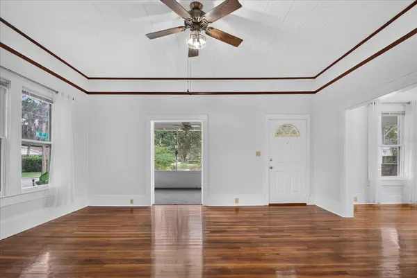 630 NE 6TH AVE, Gainesville, FL 32601