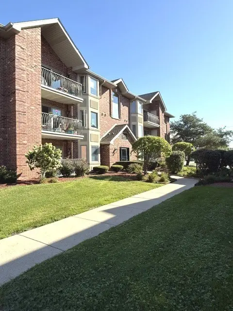 9410 Melvina AVE #2SW, Oak Lawn, IL 60453