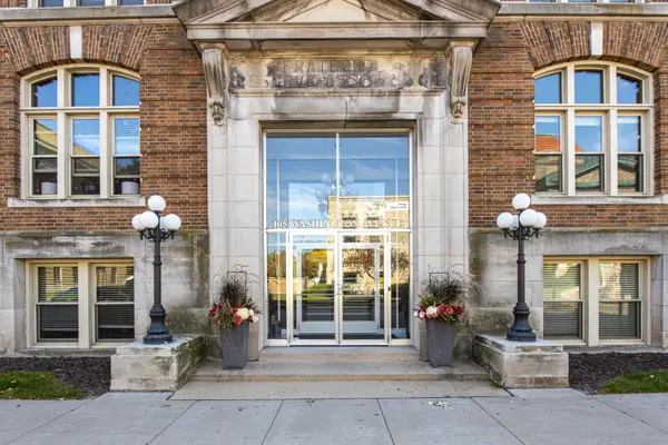 105 WASHINGTON AVE #102, Oshkosh, WI 54901-4978