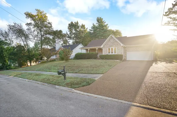 1503 Birchwood Cir, Franklin, TN 37064