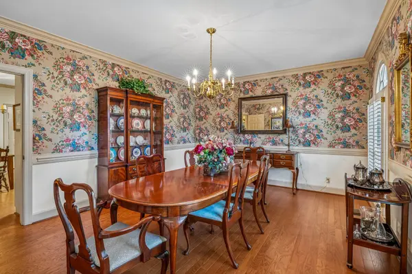 1107 Graymere Manor Rd, Columbia, TN 38401
