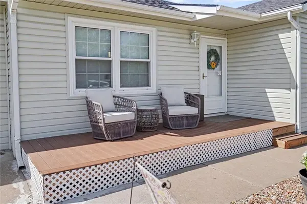 1515 Cedar ST, Eudora, KS 66025