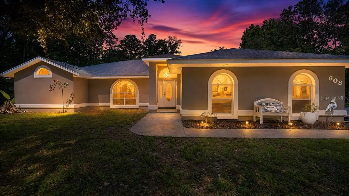 608 N Heathrow DR, Lecanto, FL 34461