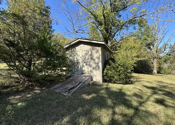 867 Rodney Dr, Nashville, TN 37205