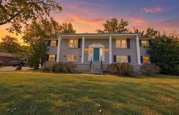 867 Rodney Dr, Nashville, TN 37205