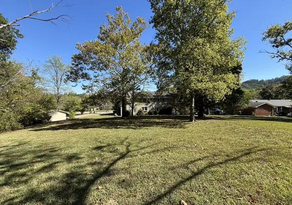 867 Rodney Dr, Nashville, TN 37205