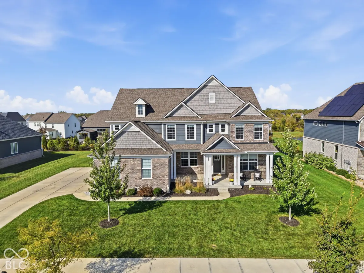 2662 Paperbark Creek DR, Westfield, IN 46074