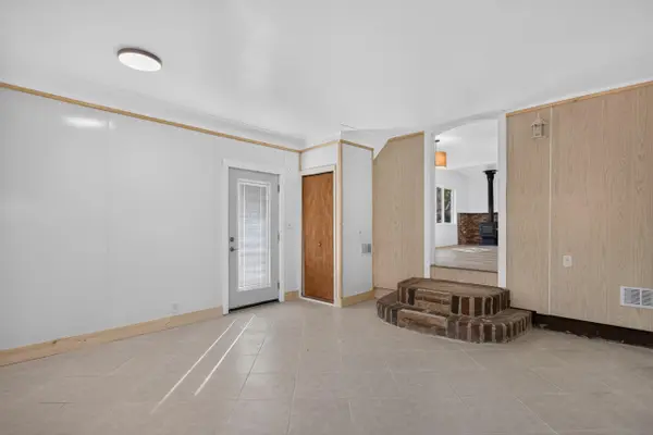 5142 Vrooman RD, Spring Arbor Twp, MI 49201