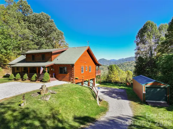 124 Borges LN, Waynesville, NC 28785