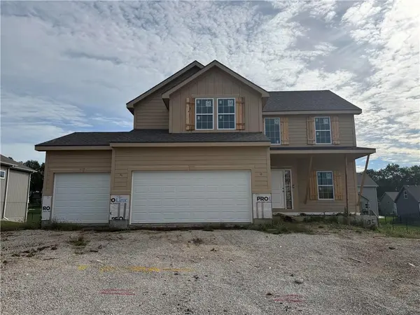 1105 Halle DR, Kearney, MO 64060