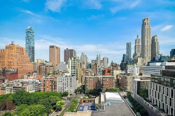 200 Chambers ST #17F, New York (manhattan), NY 10007