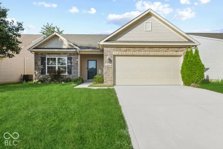 1650 Bridgecreek XING, Greenwood, IN 46143