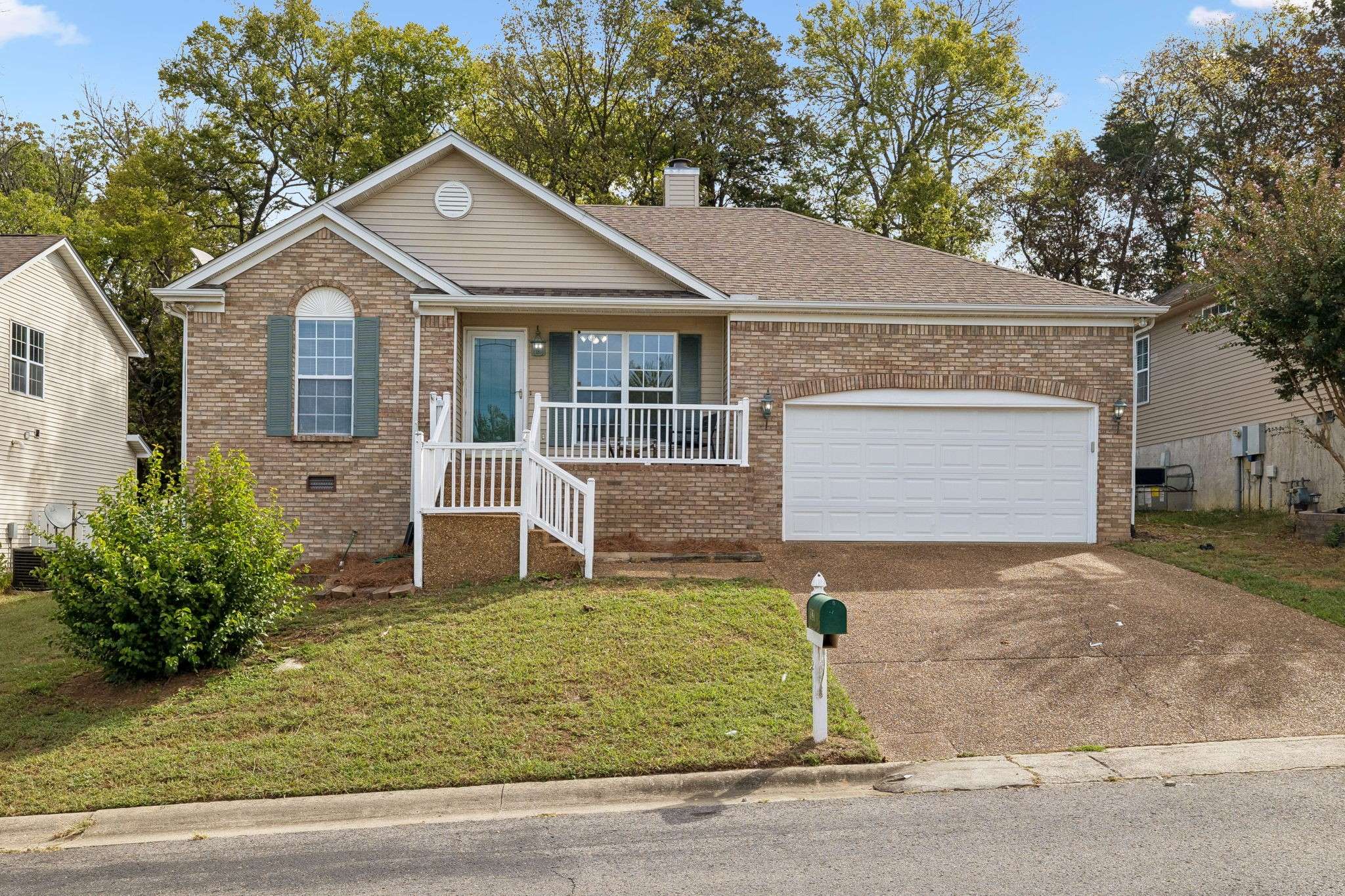 121 Summit Run Pl, Hermitage, TN 37076
