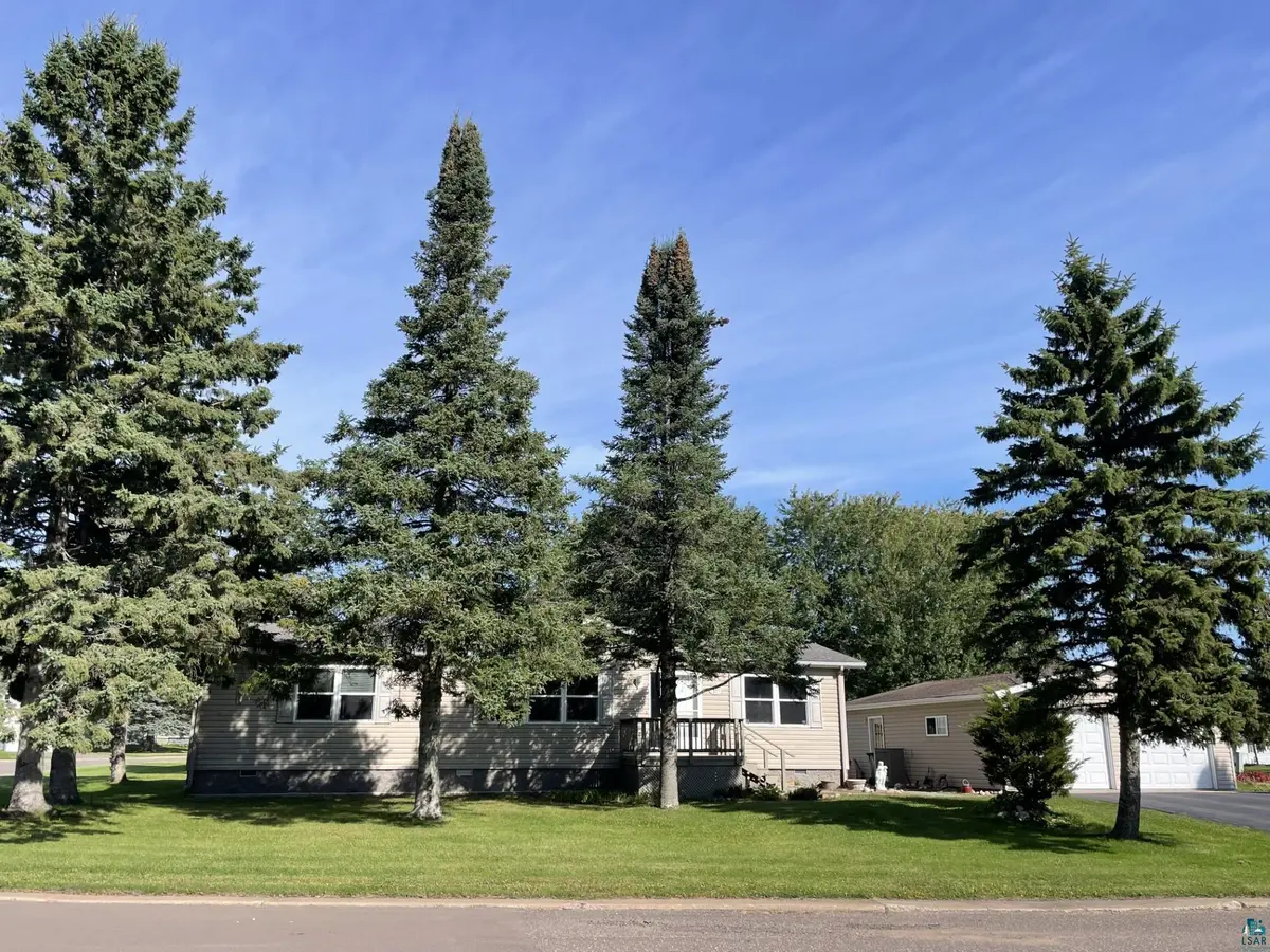 52 Burger Dr, Duluth, MN 55808