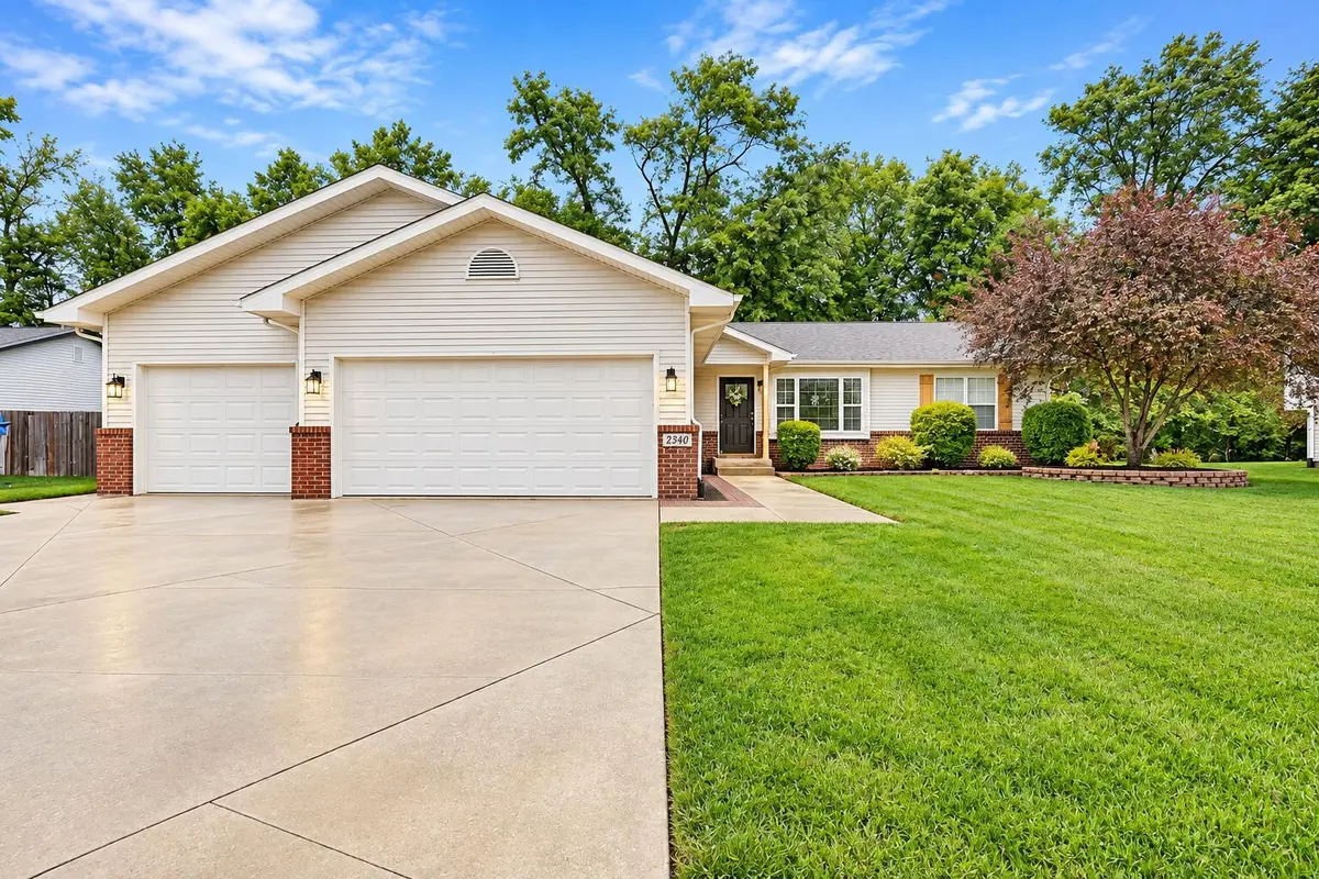 2340 Cedar Creek Circle, Portage, IN 46368