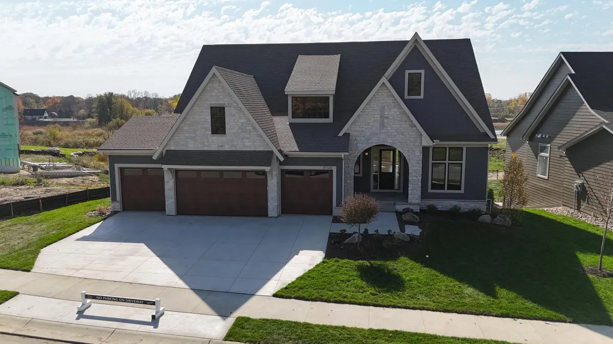 19765 63rd PL, Corcoran, MN 55340