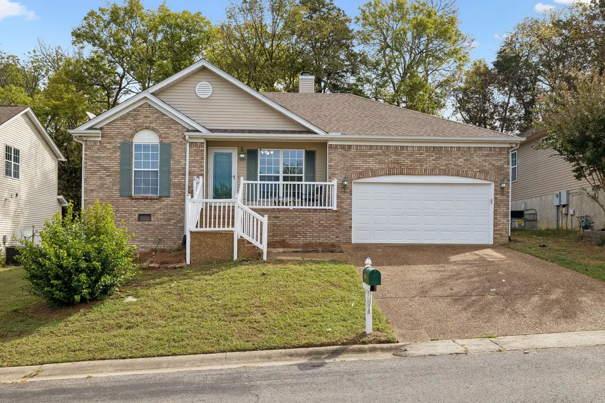 121 Summit Run Pl, Hermitage, TN 37076