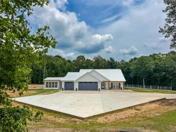 305 County Road 1145, Atlanta, TX 75551