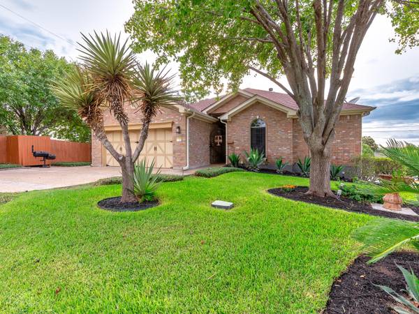 1900 RED ROCK DR, Round Rock, TX 78665