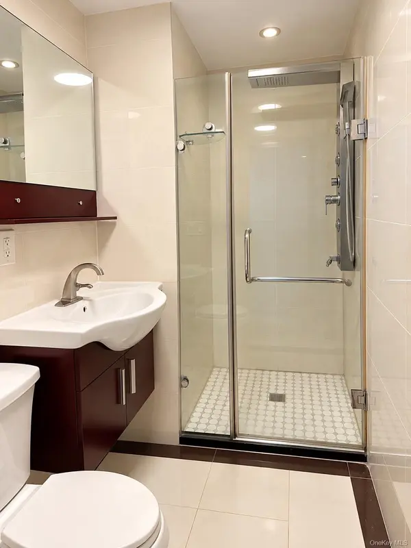 13229 Blossom AVE #4G, Flushing, NY 11355