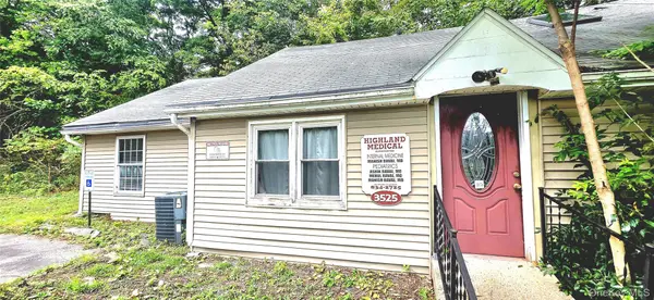 3525 Route 9W, Highland, NY 12528