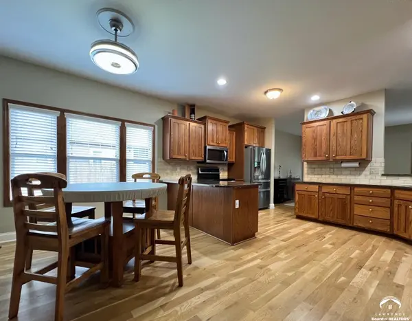 5504 Harvard RD, Lawrence, KS 66049