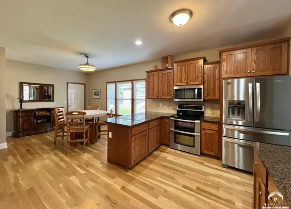 5504 Harvard RD, Lawrence, KS 66049