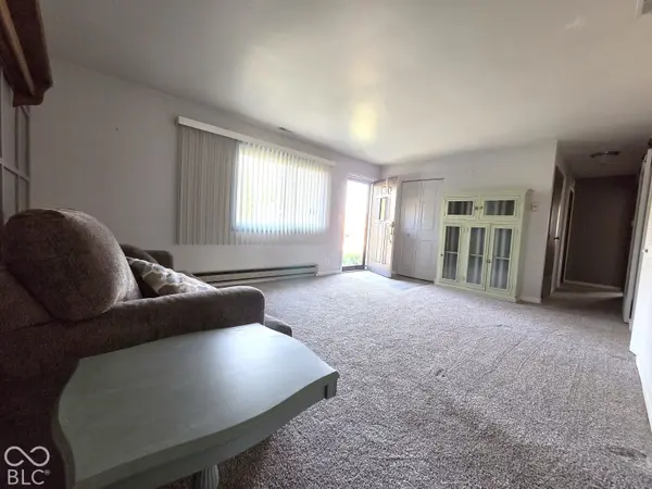 1221 Elk LN, Elwood, IN 46036