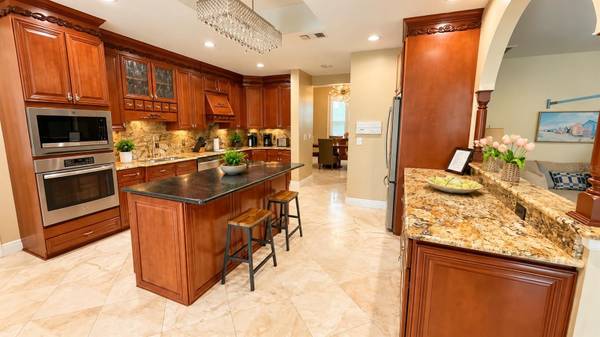 14360 MCGREGOR BLVD, Fort Myers, FL 33919