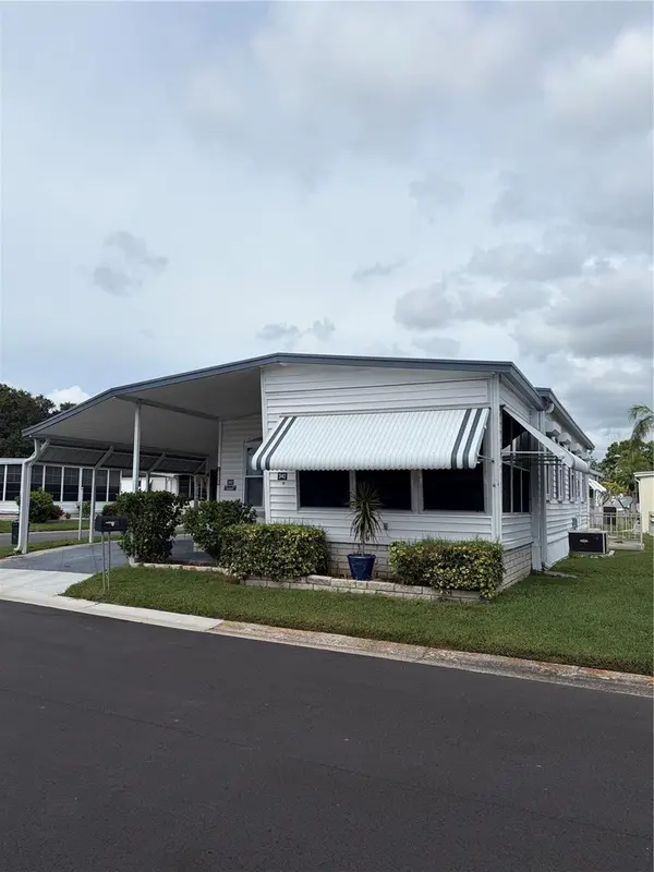 10493 PEACEFUL DR, Largo, FL 33773