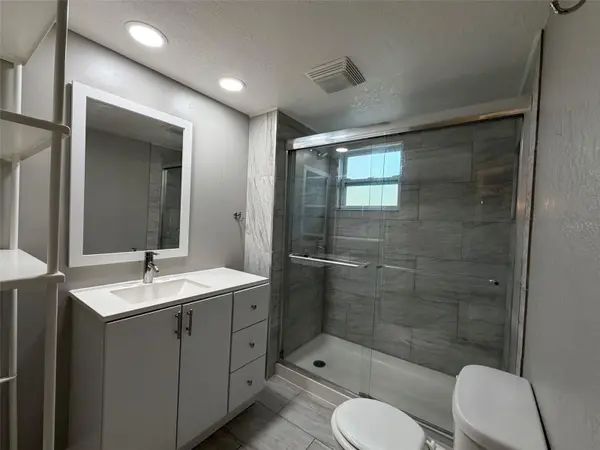 101 W LEMON ST #4, Tarpon Springs, FL 34689