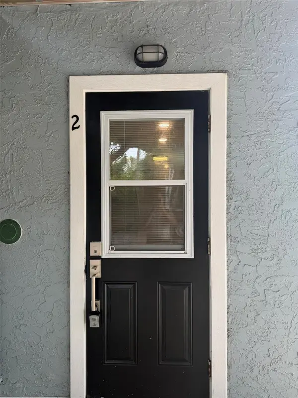 101 W LEMON ST #2, Tarpon Springs, FL 34689