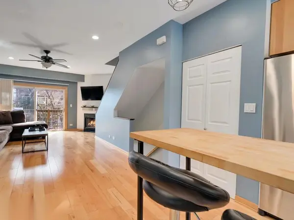 1540 N Greenview AVE #F, Chicago, IL 60642