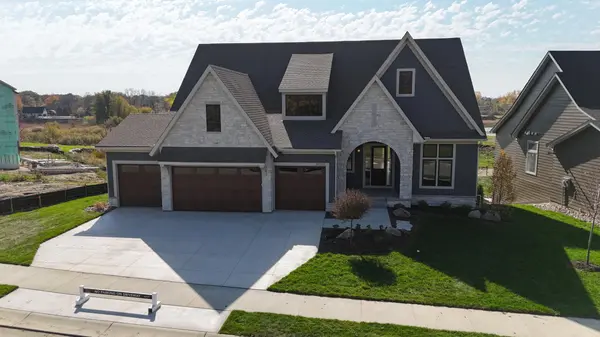19765 63rd PL, Corcoran, MN 55340