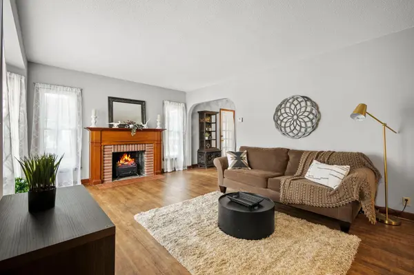 532 W Broadway AVE, Forest Lake, MN 55025