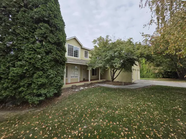 4501 Mallet, West Richland, WA 99353
