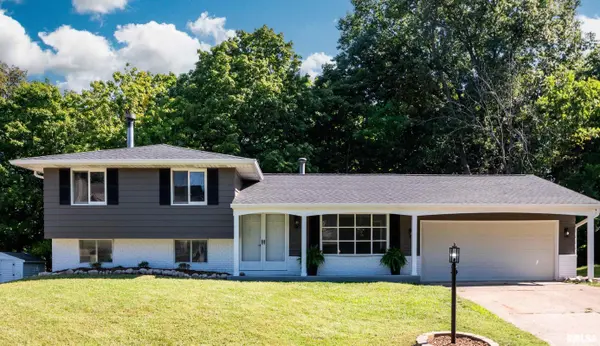 16 CRACKLEWOOD CT, East Peoria, IL 61611