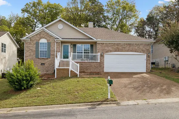 121 Summit Run Pl, Hermitage, TN 37076