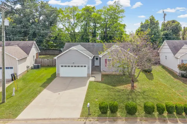 3810 Maliki Dr, Clarksville, TN 37042