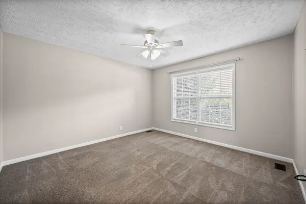 850 Nandina Court, Clarksville, TN 37043