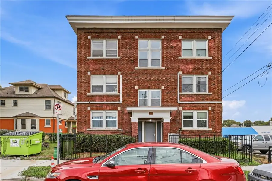 16 W 37th ST, Kansas City, MO 64111