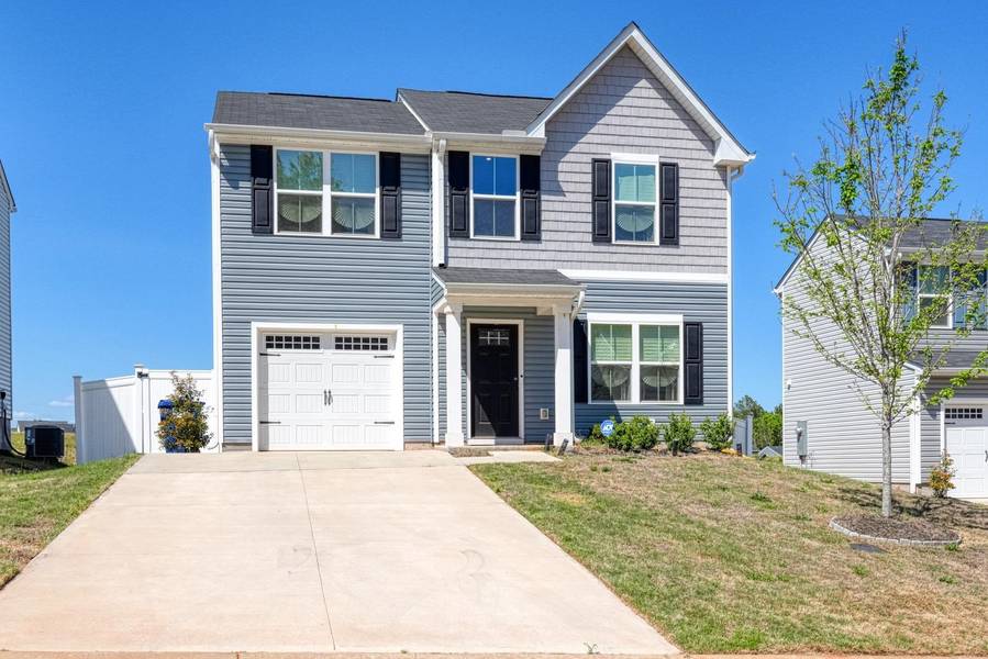 2225 Bassinger CT, Wellford, SC 29384