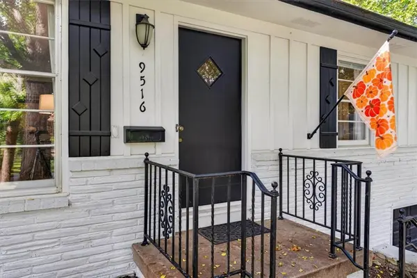 9516 Wyandotte ST, Kansas City, MO 64114