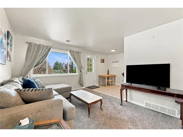 790 W Cleveland, Lafayette, CO 80026