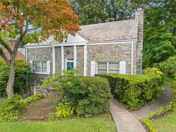 24 (aka 28) Ritchie DR, Yonkers, NY 10705