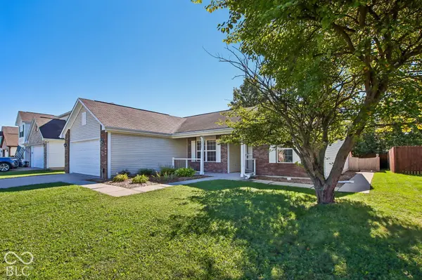 12305 Titans DR, Fishers, IN 46037